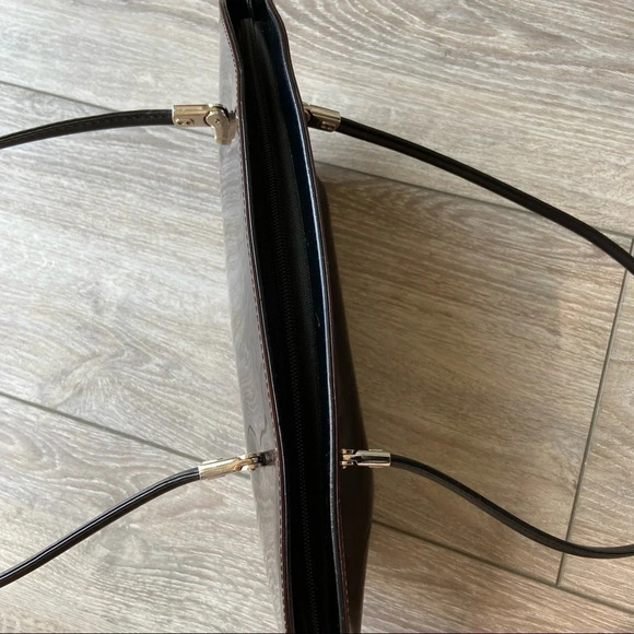 Beijo Over The Moon Patent  Leather Shoulder Bag - Picture 11 of 13